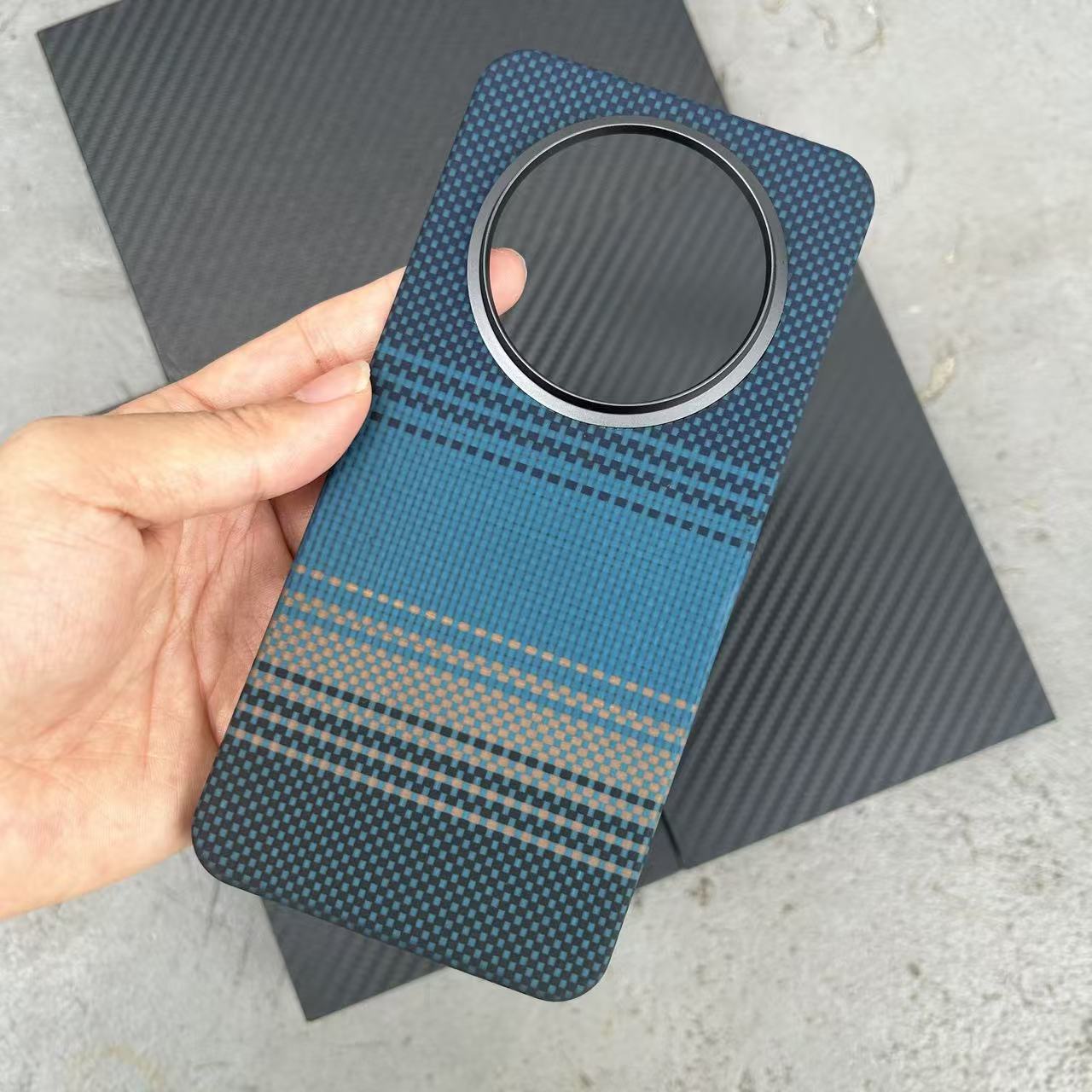 Ultra-Thin Carbon Fibre For Ma - огляд і ціна Huawei Mate 60